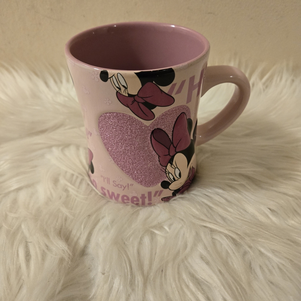 Disney Pink Mug with Minnie Mouse Heart  Glitter Design  Tea Cup "Whatcha Doin?"